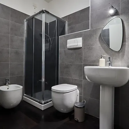 Deluxe Navigli